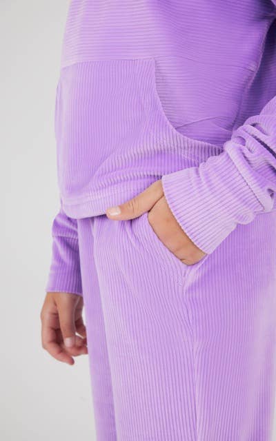 90 Degree by Reflex & Yogalicious - Venta al por mayor Conjuntos de ropa cómoda - Niños - Conjunto de sudadera con capucha y pantalón recto de terciopelo canalé para niñas3