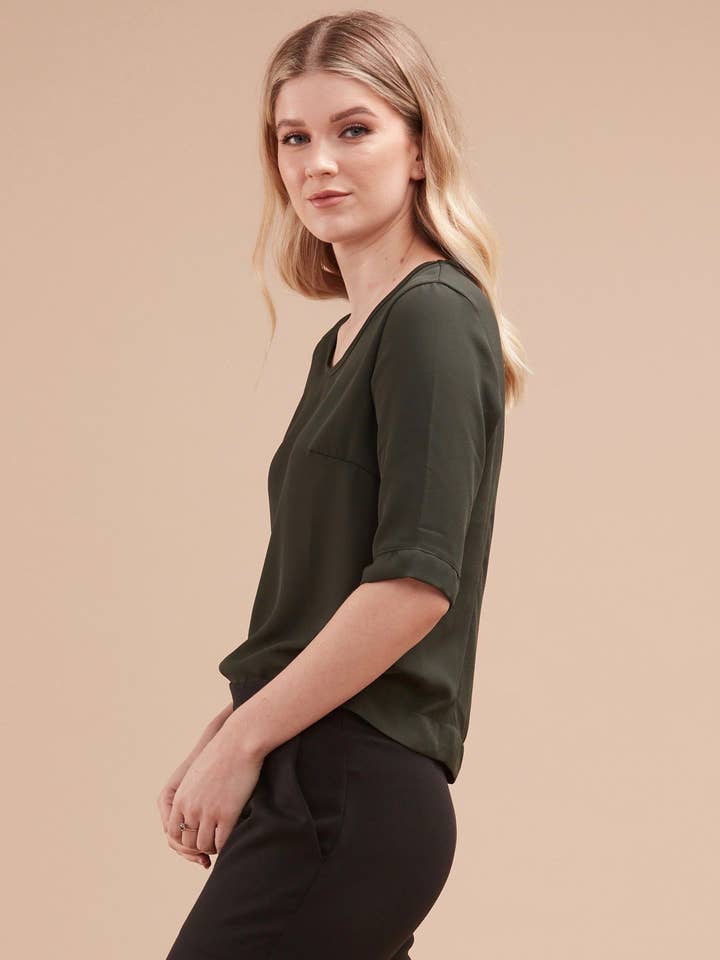 Issue Clothing - Wholesale T-shirt – women's - Our Favourite Work Tee4