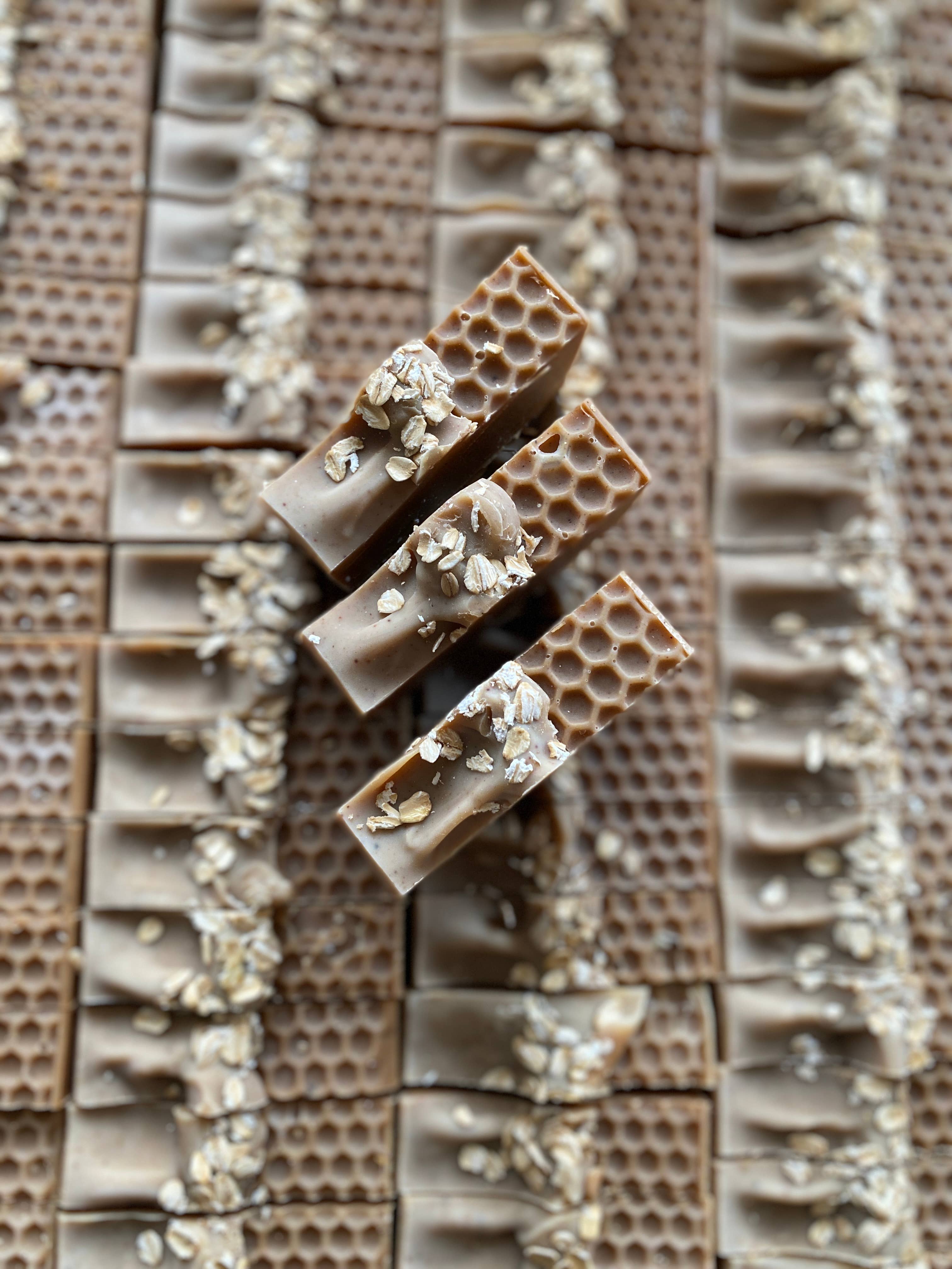 Natural Nourish - Wholesale Bar Soap - Milk Oats Honey and Cinnamon - Handmade Goat Milk Soap 3