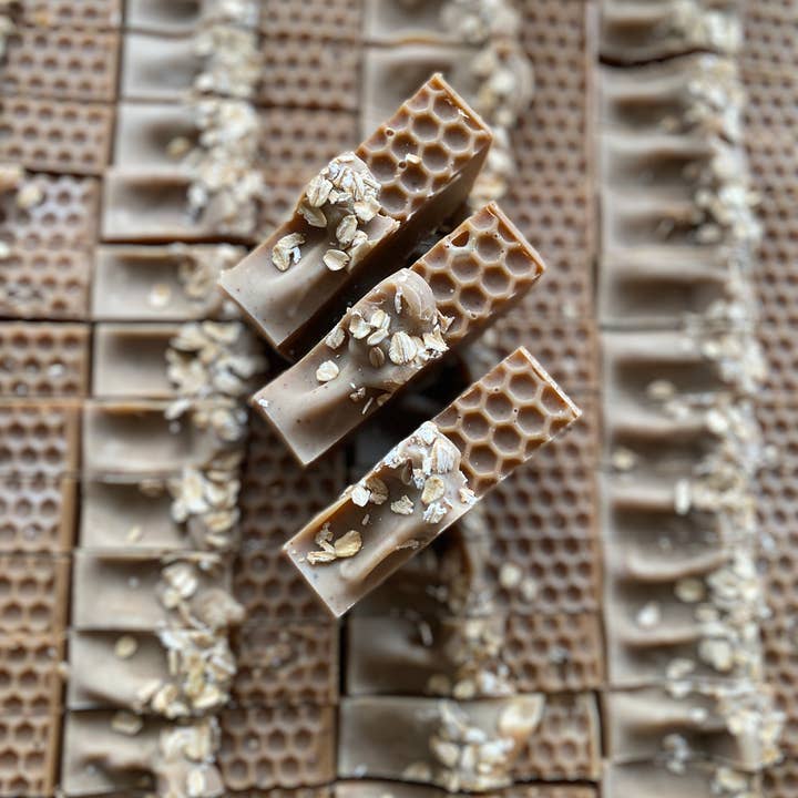 Natural Nourish - Wholesale Bar Soap - Milk Oats Honey and Cinnamon - Handmade Goat Milk Soap 3