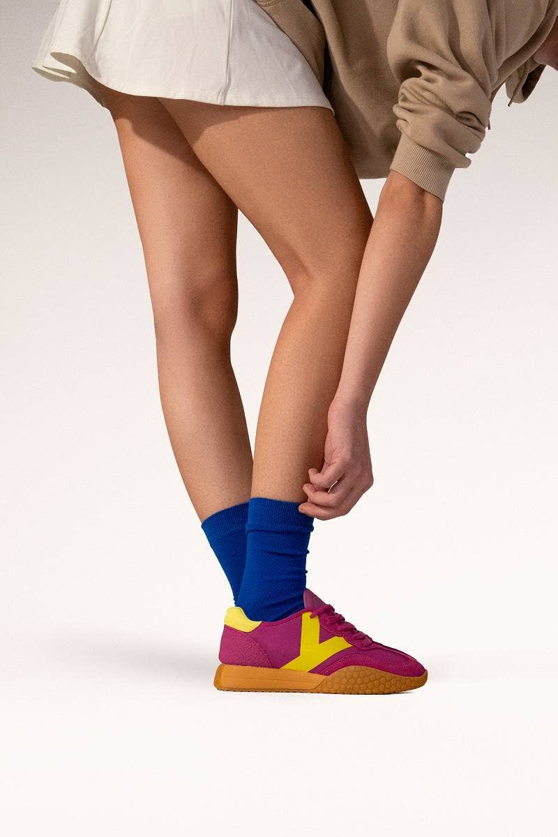 KEH-NOO - Wholesale Lifestyle Sneakers - Men's - Contemporary Vintage Italian Designed Sneakers - The Choco24