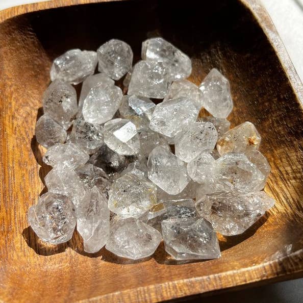 Fenster Quartz små krystalstykker for engroshandel hos Panache