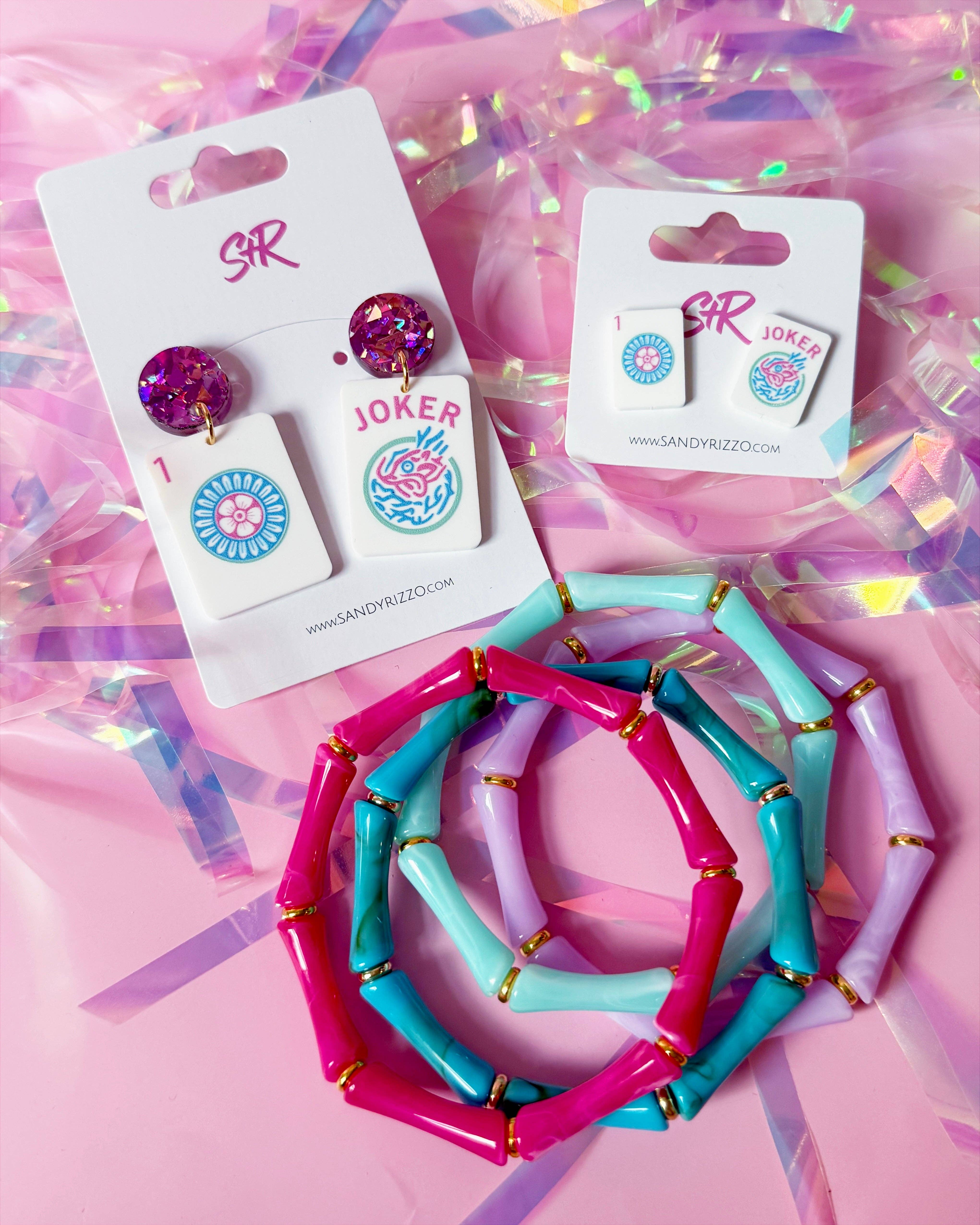 Sandy + Rizzo - Vente Boucles d'oreilles pendantes - Boucles d'oreilles pendantes en acrylique Mahjong de fête7