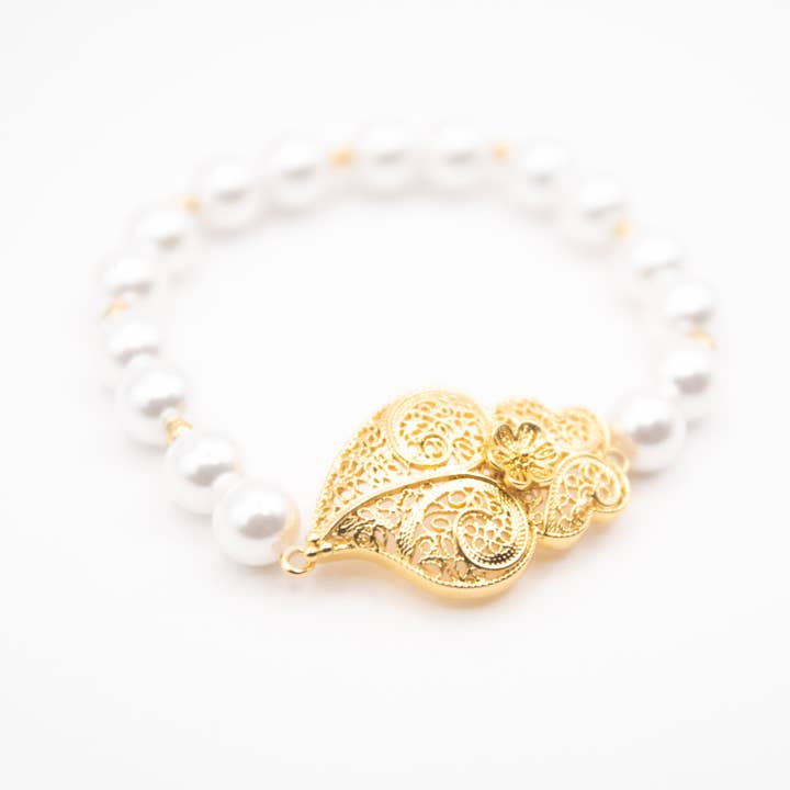 Pulseira "Coração de Viana" e pérolas por atacado de Casa Sofia