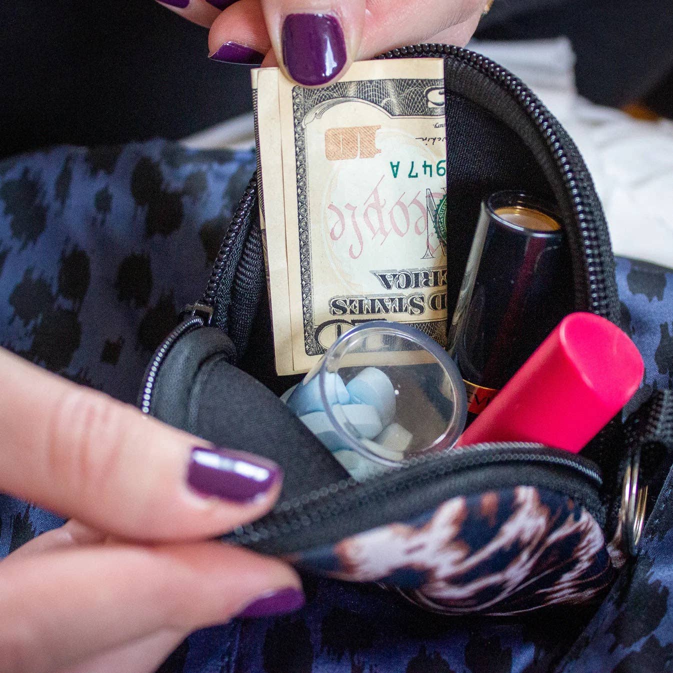 Daisy Dunes - Wholesale Pouch - Women's - Gift Card Pouches13