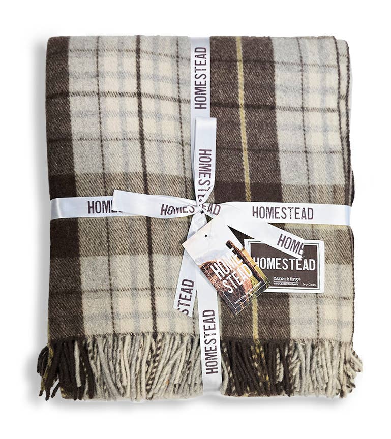 Patrick King Woollen Company - Wholesale Throw Blanket - Homestead Deluxe Wool Blanket