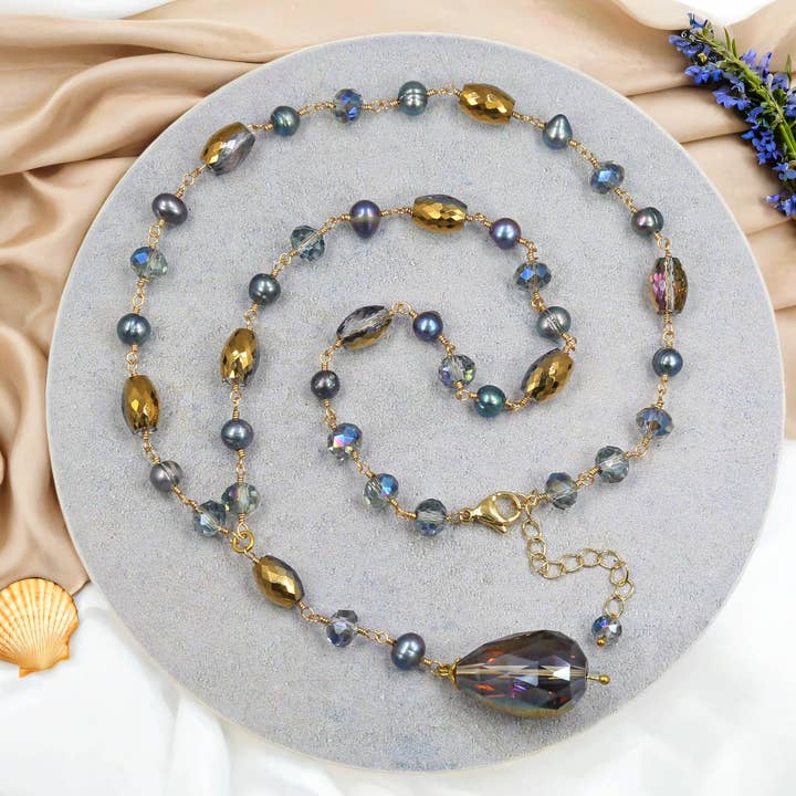 Collier en Cristaux Crépuscule Doré pour la vente par IST Jewelry