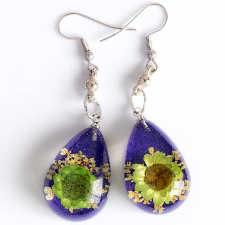 Flower Earrings Green-Purple Orb Bea Earrings for wholesale by Hanami Real Flower Jewelry