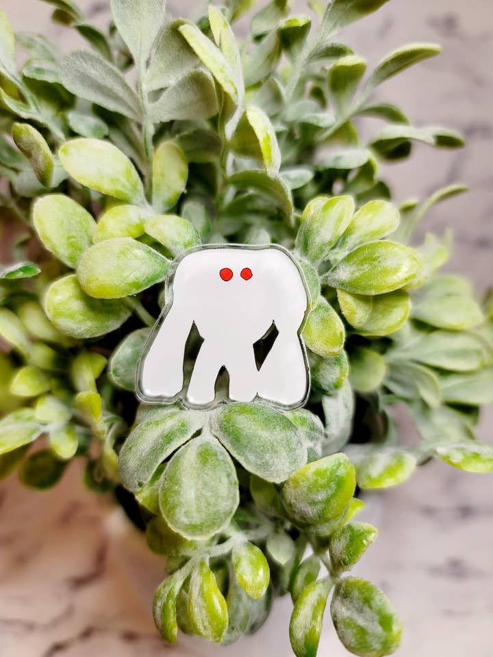 Grafton Monster Pin, WV Cryptid, Cryptid Gift, Cryptid para venta al por mayor de The Dungeon Rose