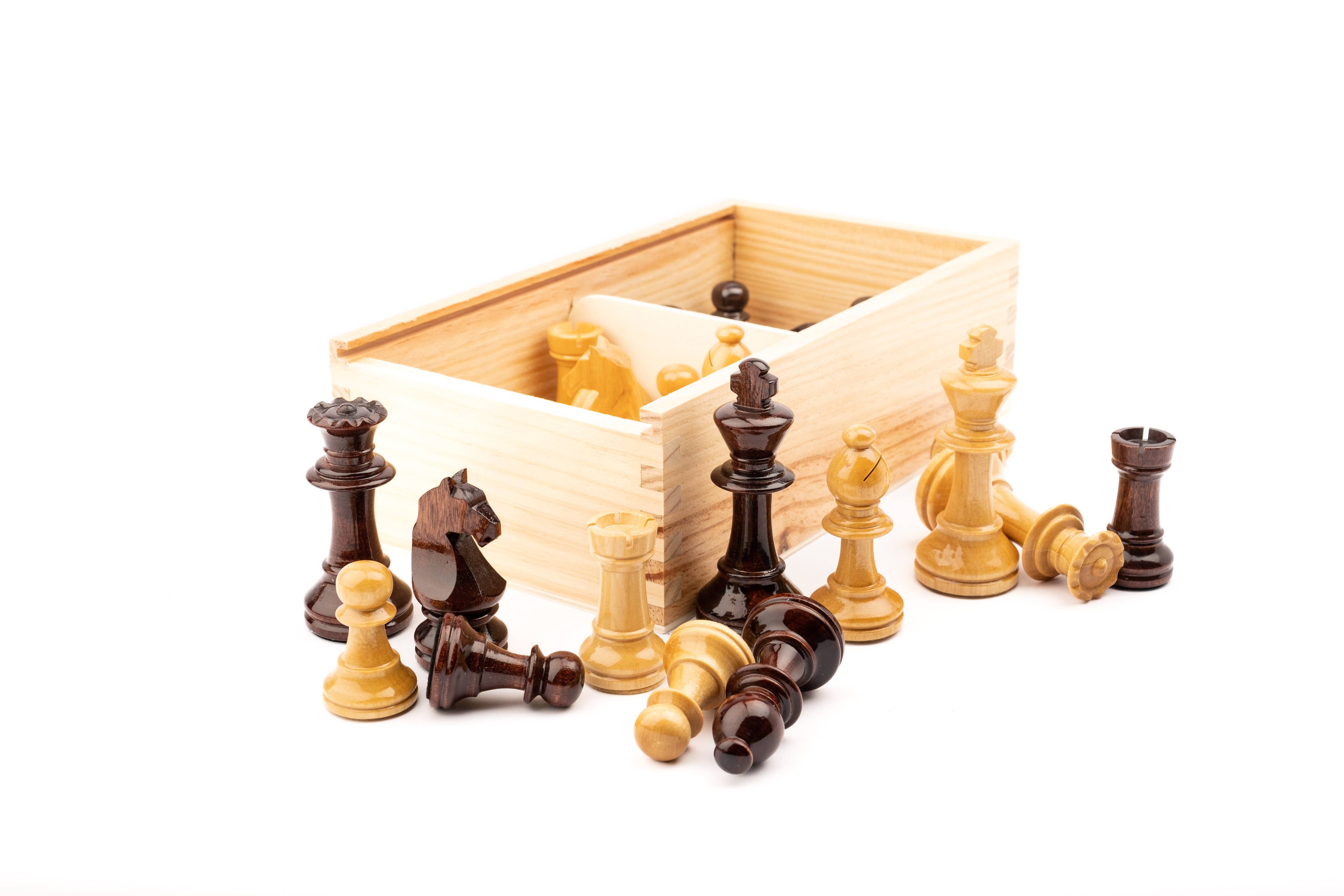 MORA CHESS – Großhandel Brettspiele – Staunton Europa Nr. 5 Schachfiguren – Mahagoni13