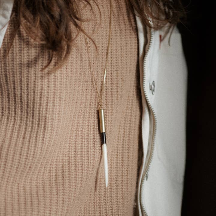 Commonform - Wholesale Pendant/Charm Necklace - Yellowstone Beth Dutton Quill Necklace // 32"5