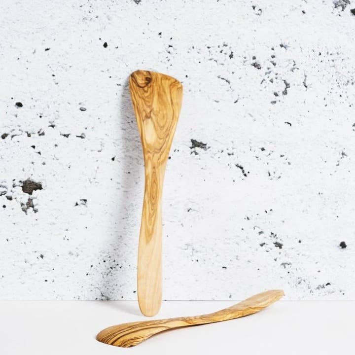 Spatule à salade en bois d'olivier pour la vente par Haus of Indus