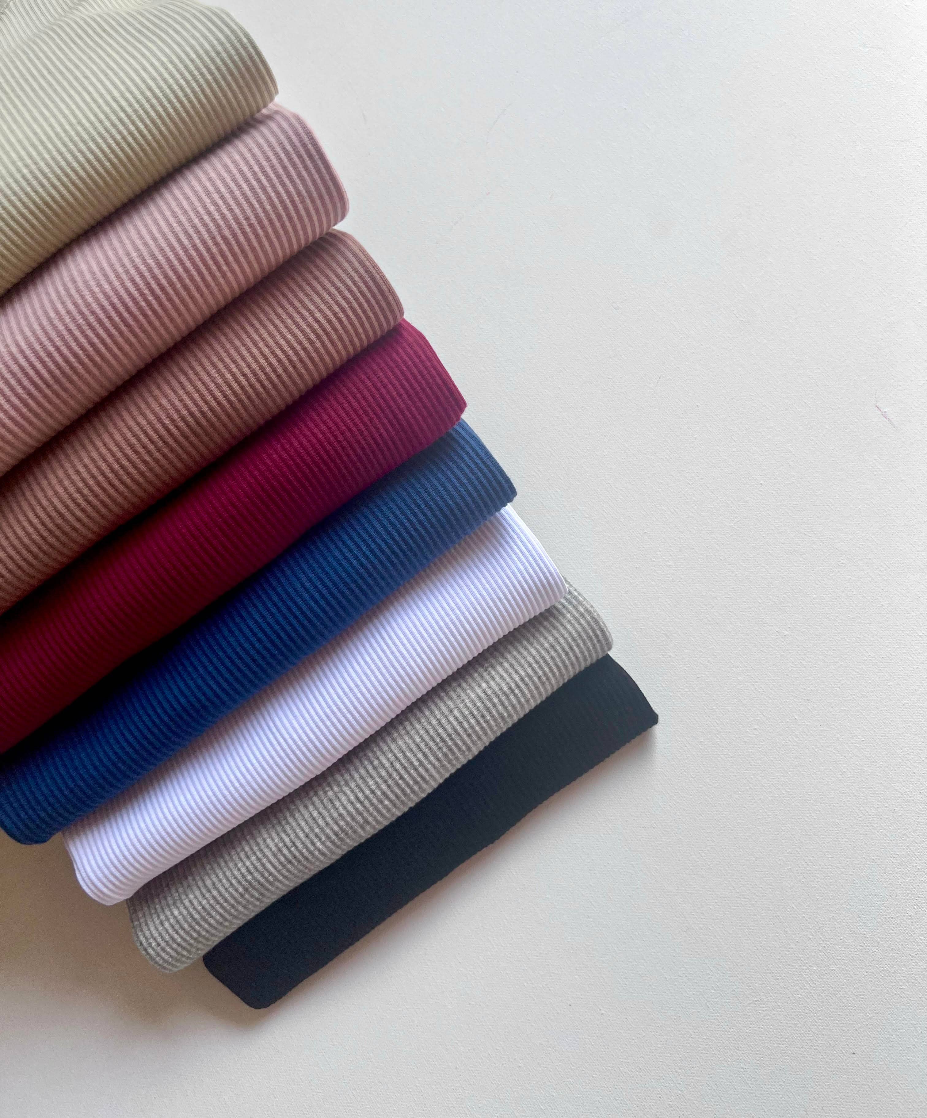 DreamBuy – Großhandel Mama-Kind-Set – Personalisierte Unisex Ripp-Loungewear für Erwachsene, passende Schlafanzüge5