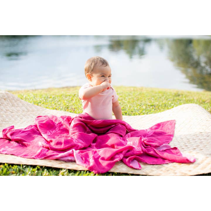 The Keiki Dept - Wholesale Swaddle - Baby - Pink Maile Strands Kapa Moe - Hawaiian Bamboo Swaddle1