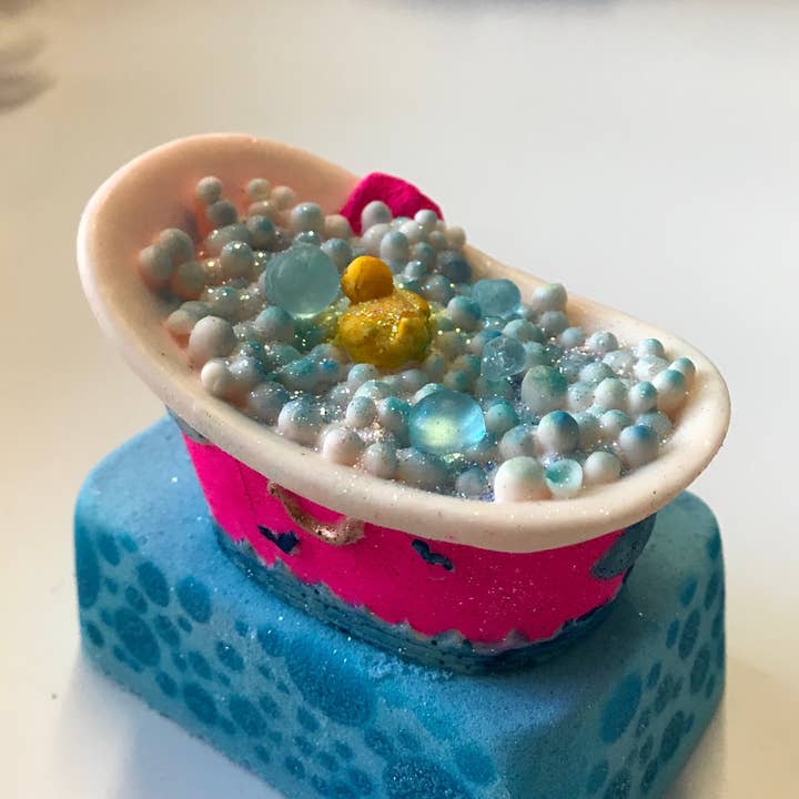 Cat Got Your Tub Bath Bomb for wholesale by Honeycat Cosmetics
