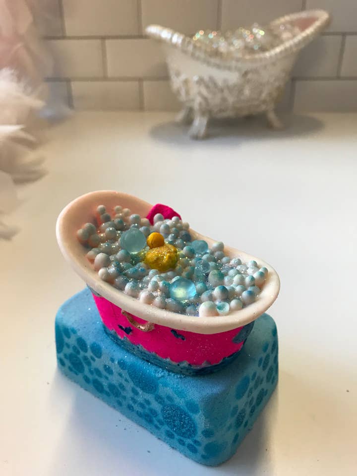 Cat Got Your Tub Bath Bomb for wholesale by Honeycat Cosmetics