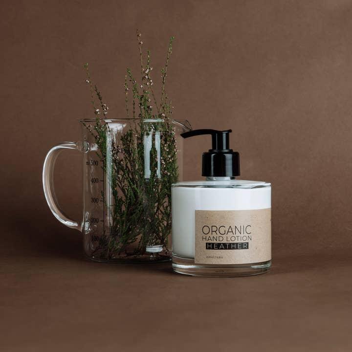 the MUNIO - Wholesale Hand Cream/Lotion - HEATHER ORGANIC HAND LOTION IN GLASS BOTTLE3