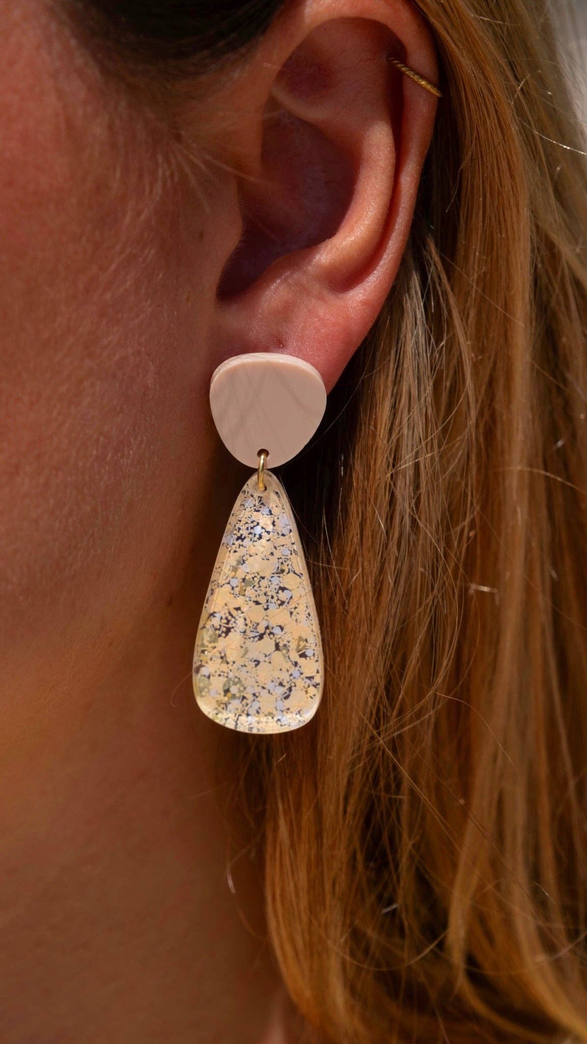 Studio Annette - Wholesale Dangle Earrings - Henriette Earrings3