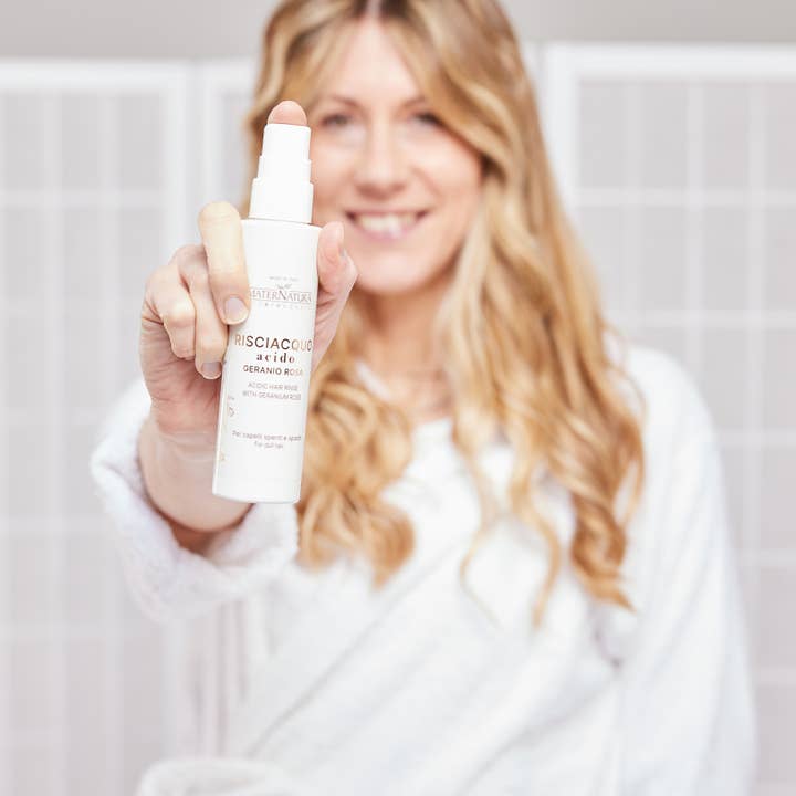 MaterNatura - Vente Laque - Rinçage Acide Cheveux Géranium Rose1