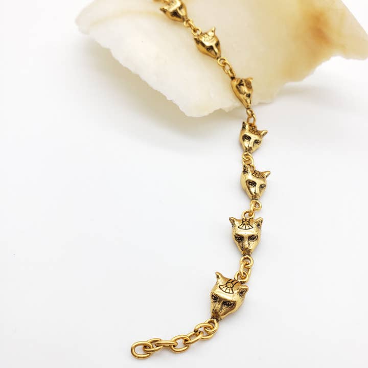 Discoveries, Inc. – Großhandel Glieder- & Kettenarmband – Ägyptisches Katzenkopf-Armband - Gold - Bastet-Göttin5
