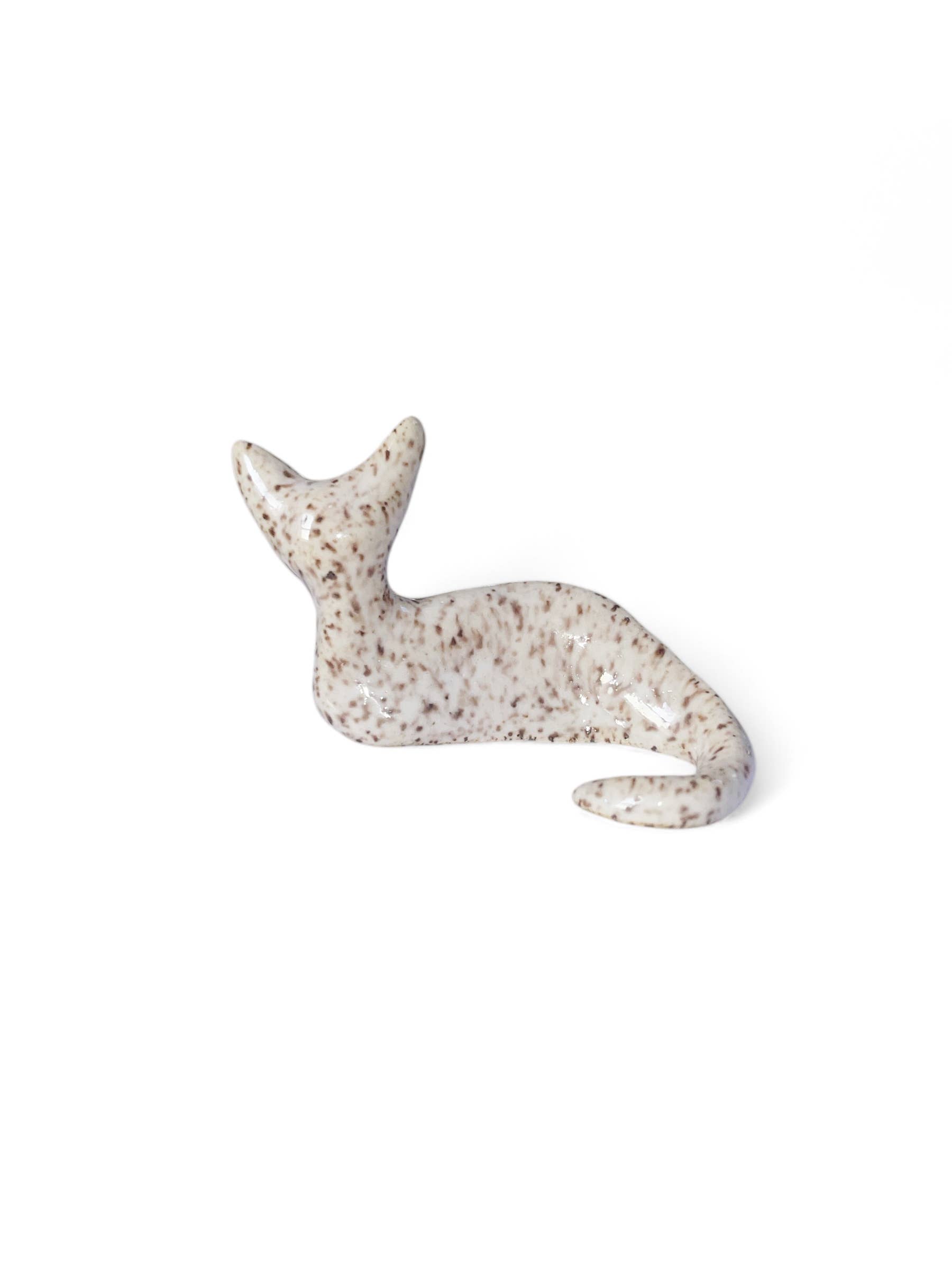 Magic World Girl - Wholesale Decorative Figurine - Magic World Girl - Speckled Ceramic Cat1