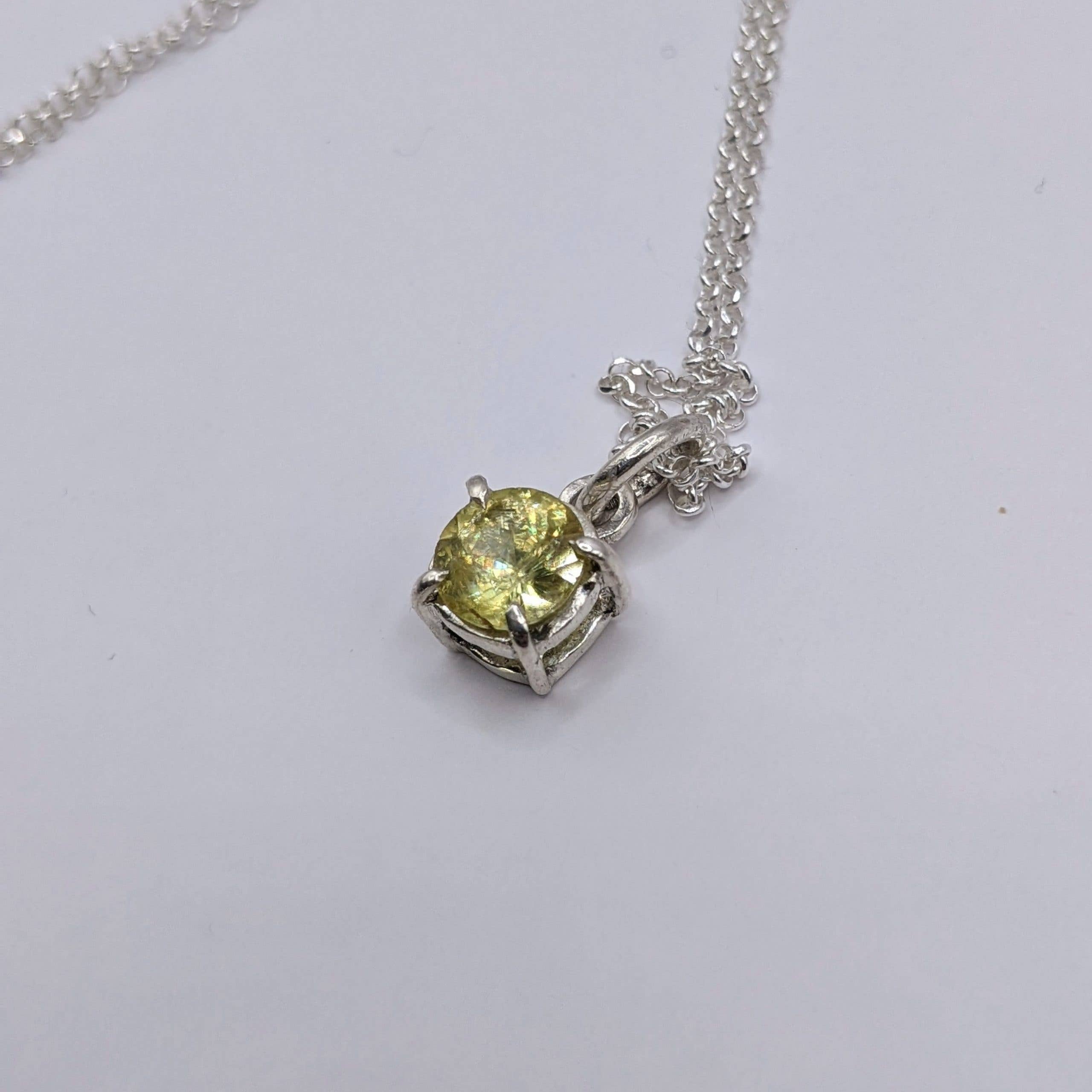 Le Tourbillon Minéral – wholesale Pendant/charm necklace – Sphene And Sterling Silver Necklace6
