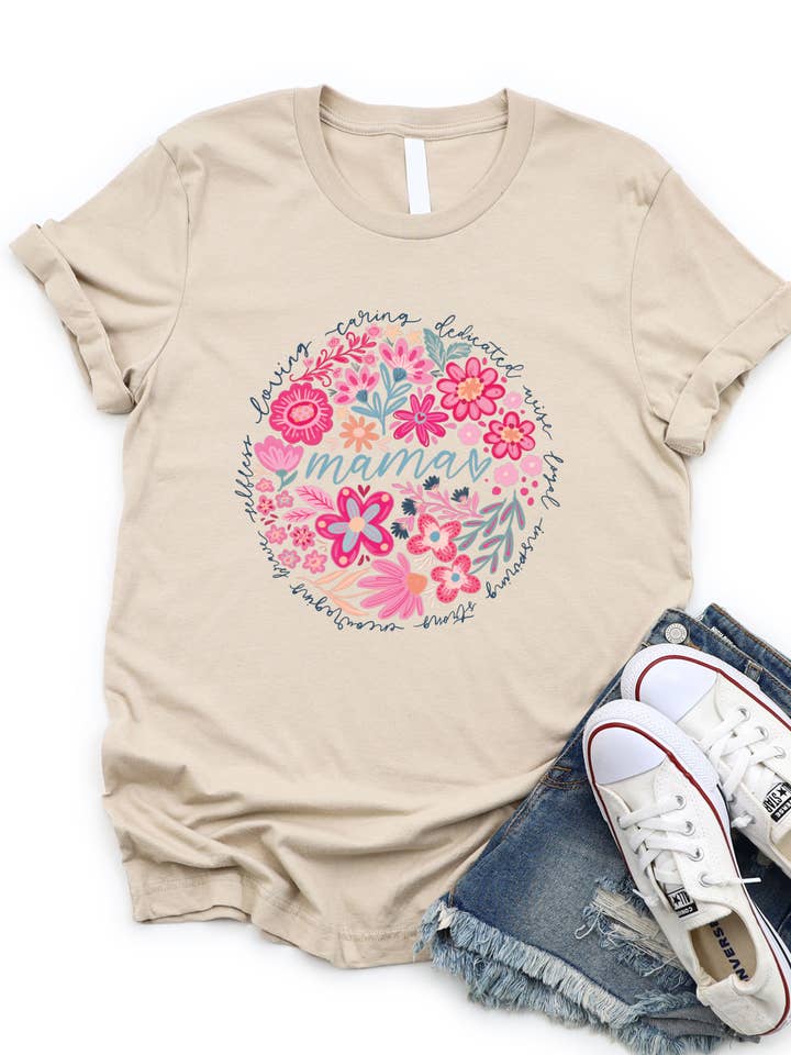 T-shirt graphique avec traits aimants de maman florale pour la vente par Tickled Teal