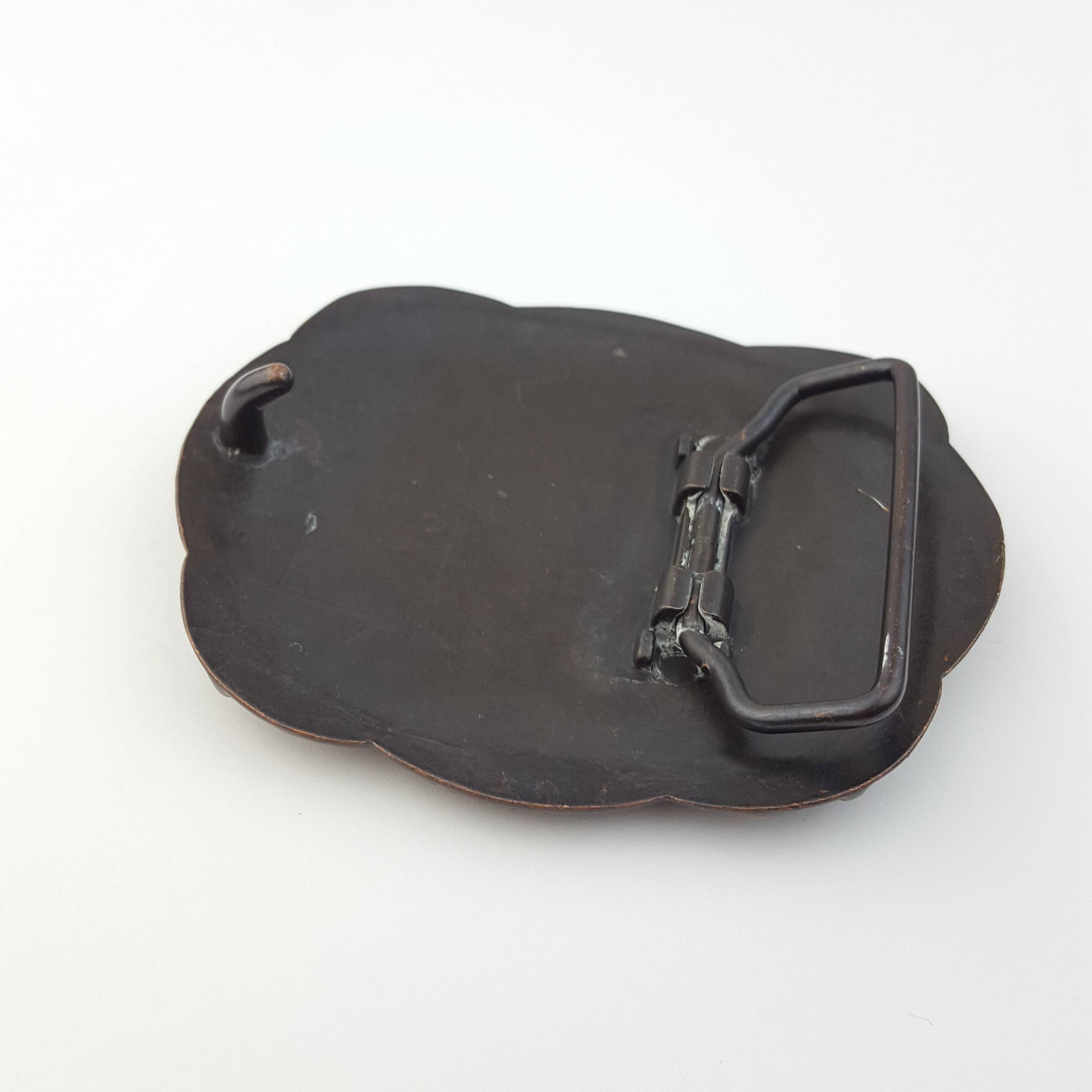 Axesoria West – Engroshandel Bæltespænde – unisex – Spænde i vintage messing med let patina1