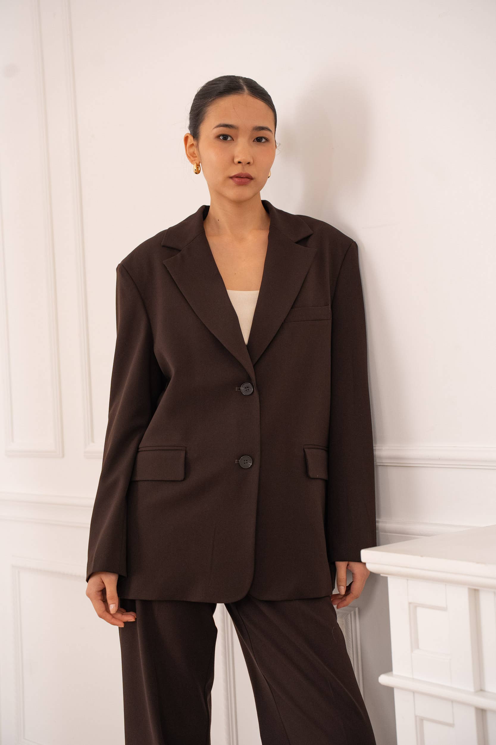 Attentif Paris - Wholesale Blazer - Women's - Oversized double-breasted jacket with back opening1