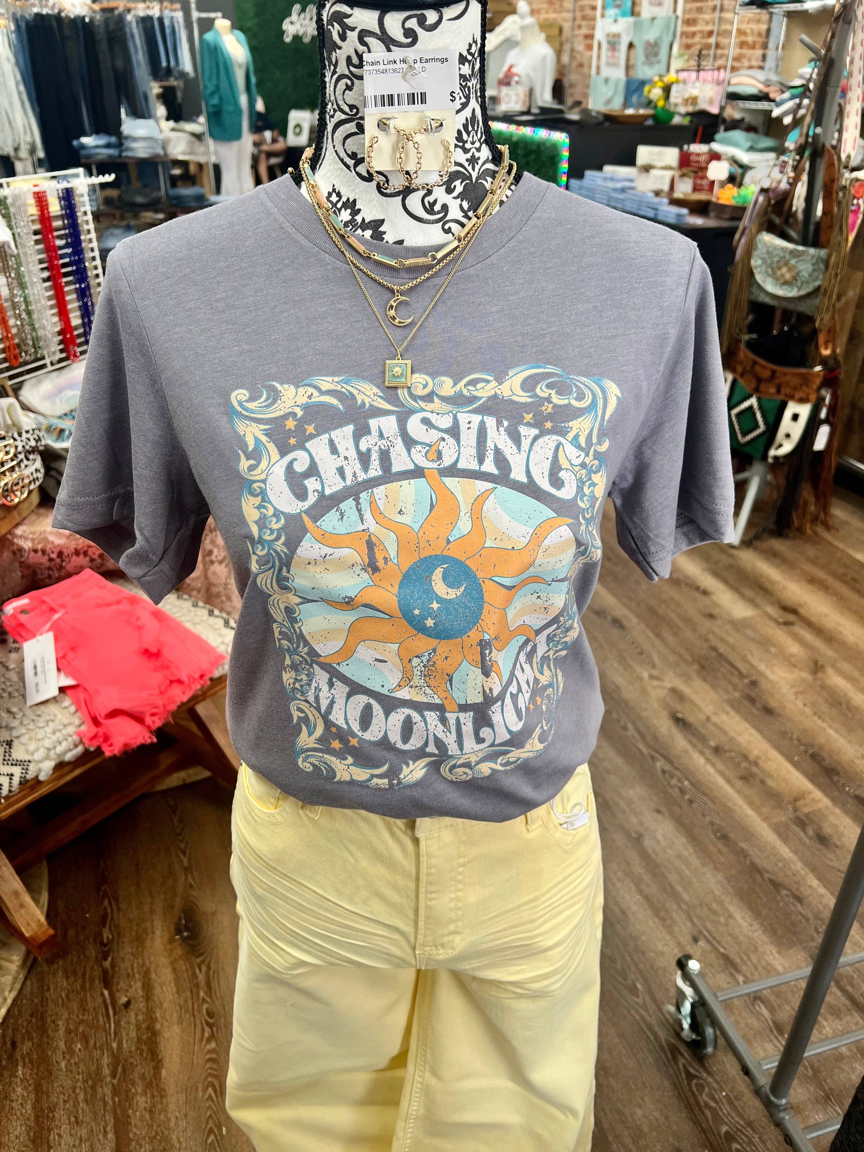 C&L Tees - Vente T-shirt sérigraphié – femme - T-shirt à motif Chasing Moonlight1