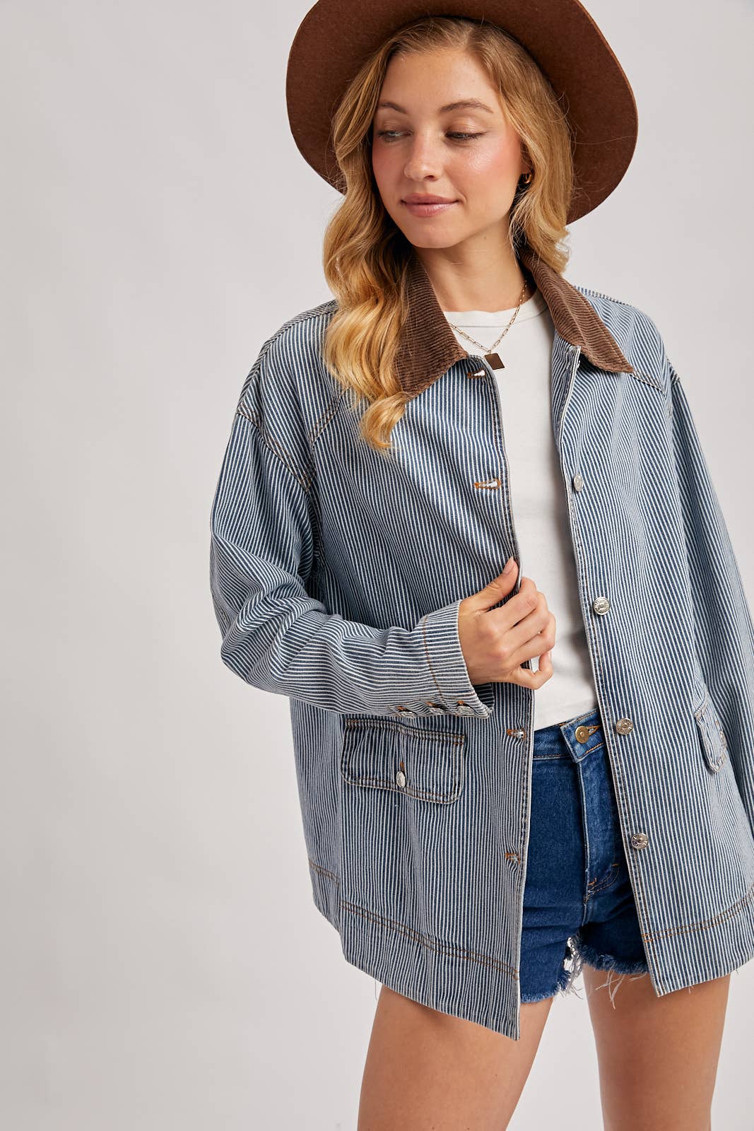 Bluivy - Wholesale Coat - Women's - DENIM CORDUROY COLLAR CONTRAST BARN COAT13