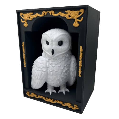 Coin lecture hibou | Décoration d'étagère inspirée par Hedwige pour les lecteurs pour la vente par Modern Wood Cases