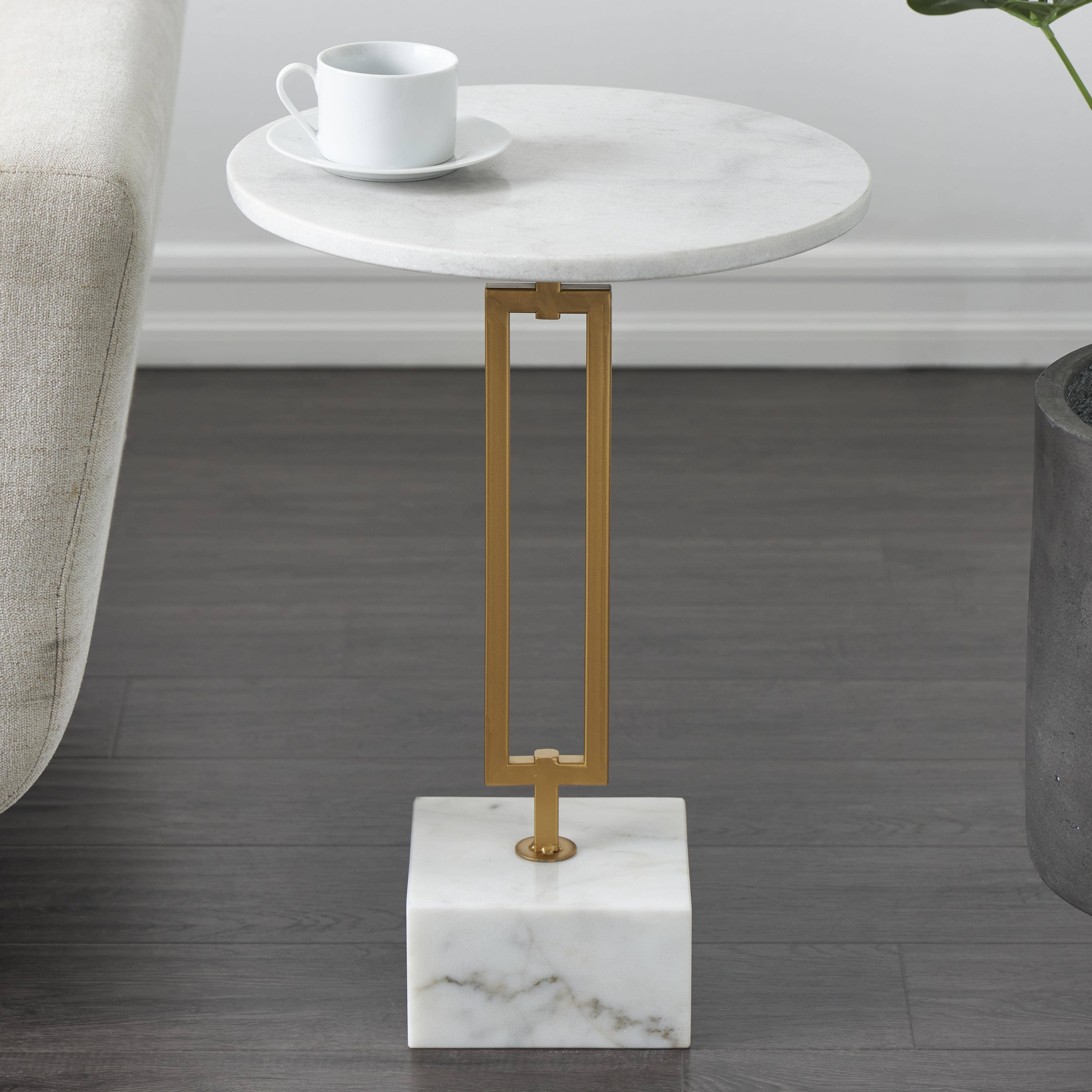 Deco Marché - Wholesale Side Table - Glam White Marble Accent Table9