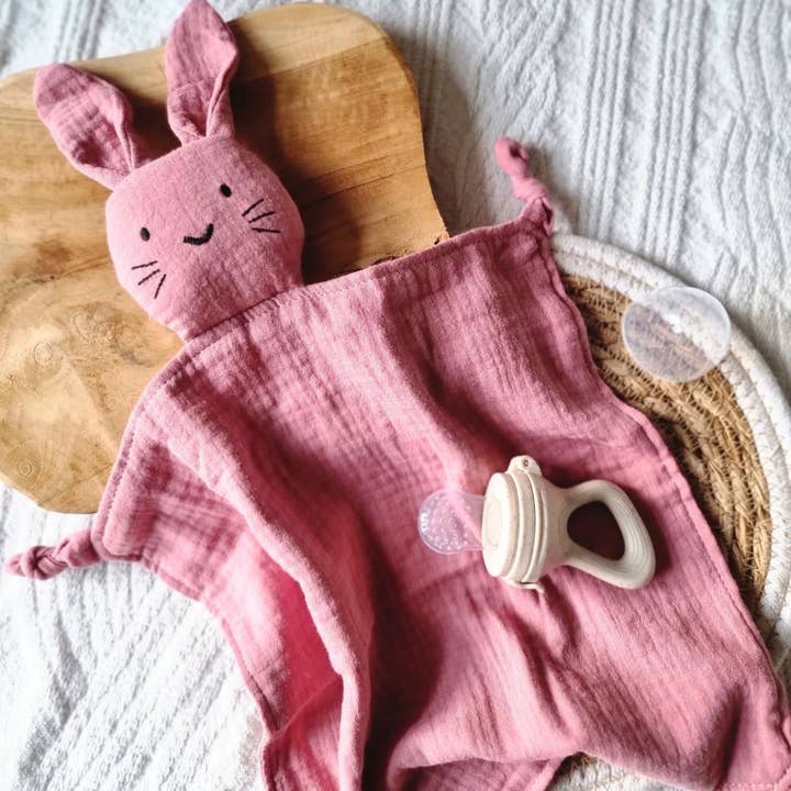Rammelaartje - Wholesale Knuffeldekentje/doekje - Baby - Hydrofiele knuffel Konijn - Oudroze