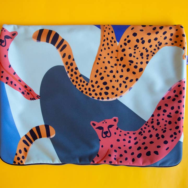 Hello Fred - Wholesale Laptop/Tablet Case - Women's - Case for PC or tablet5