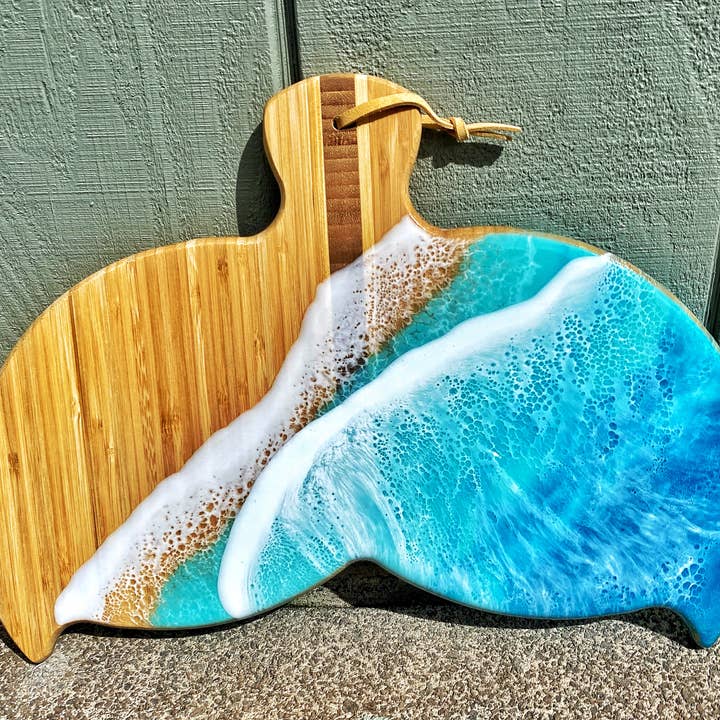 TBM Creations LLC - Wholesale Cheese Board - NEW Whale Tail Ocean Resin Charcuterie Board – Maui Made6