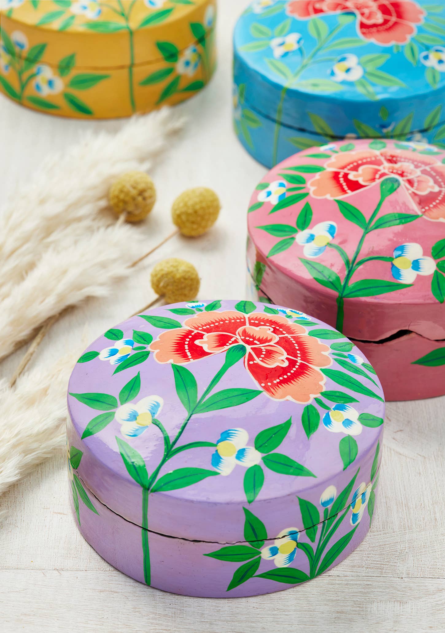 Namaste – wholesale Jewellery box/organiser – Kashmiri Chrysanthemum Handpainted Trinket Box Large1