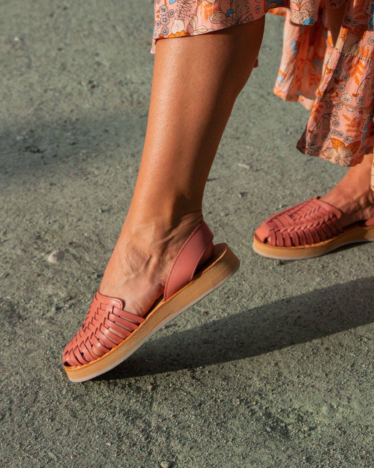 Mexas EU – sandálias - Mulher por atacado – AGAVE - Alpargatas de couro coral com plataforma1