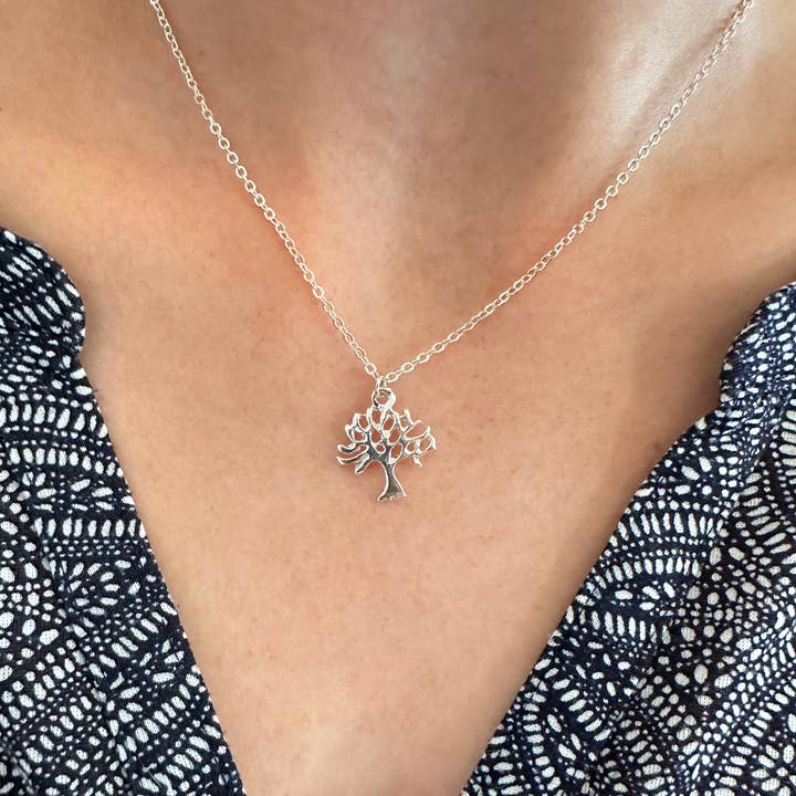 gold Tree of life necklace fashion jewellery silver for wholesale on Faire4