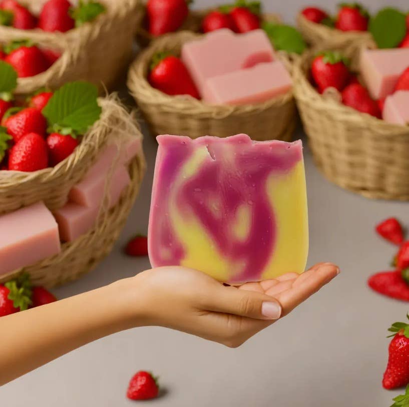 Kleine Auszeit Manufaktur – wholesale Tvål – Jordgubbschampagne-tvål5