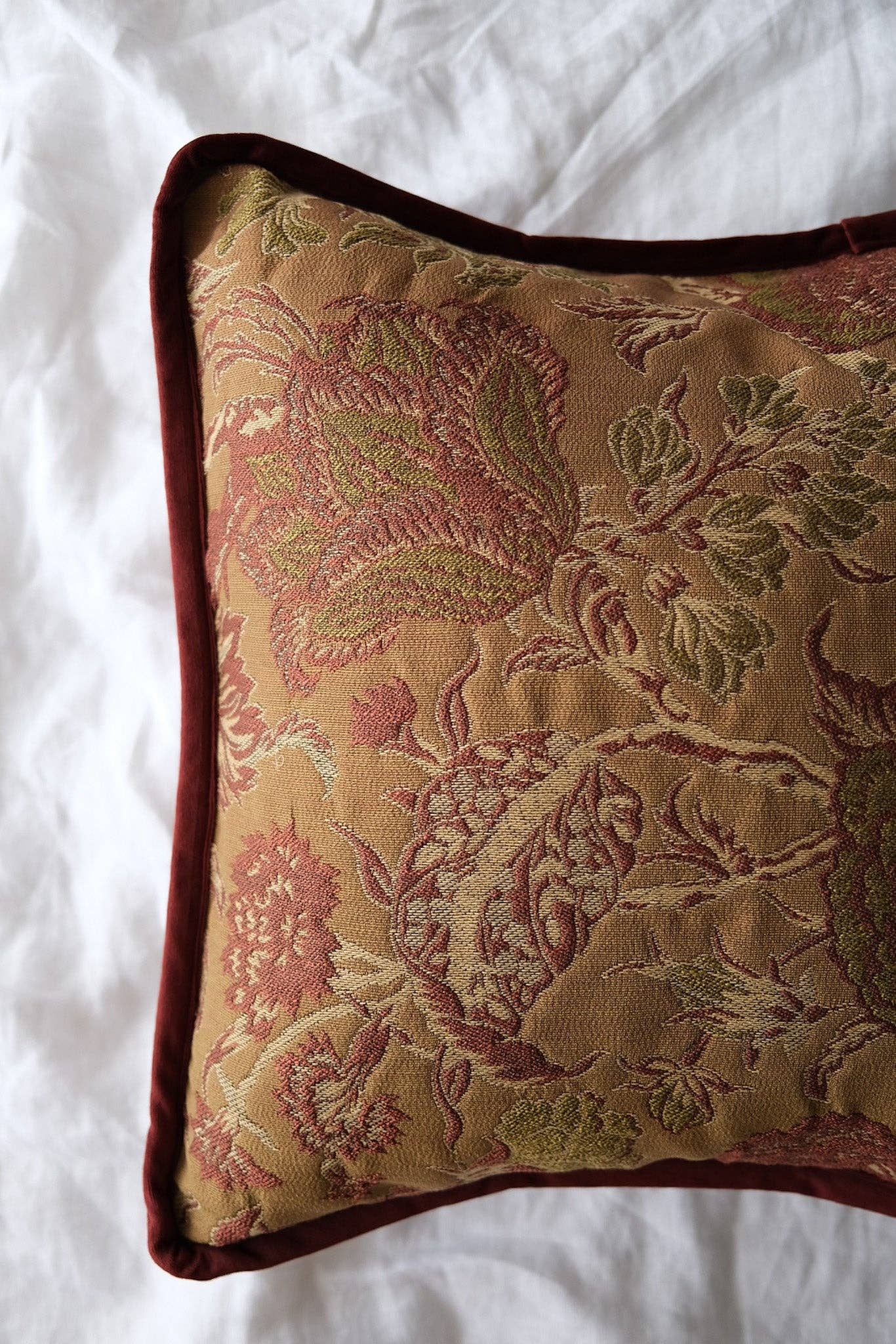 Twenty Third by Deanne - Wholesale Throw/Decorative Pillow - Manon Reversible Tapestry Pillow5