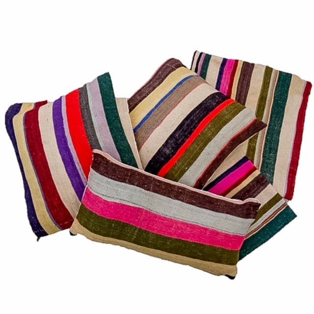 NOMAD BY LIV - Vente Coussin décoratif - Coussin kilim vintage coloré0