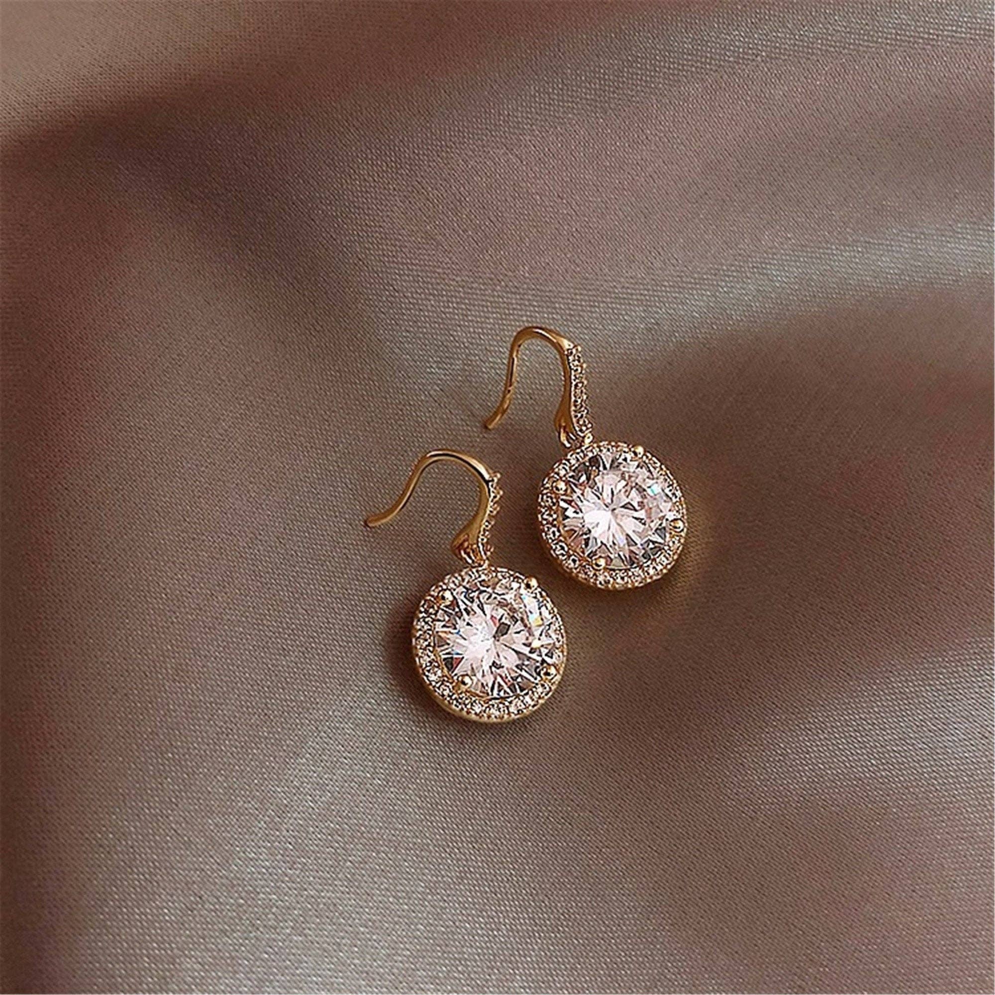 Perimade & Co. LLC – wholesale Dangle earrings – Halo Setting Stone Dangle Drop Earrings in Solid Copper0