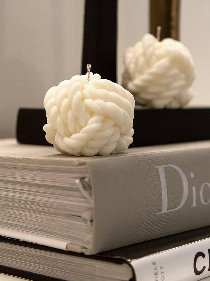 Three Yarn Shaped Textured Candles for wholesale by Melted flames