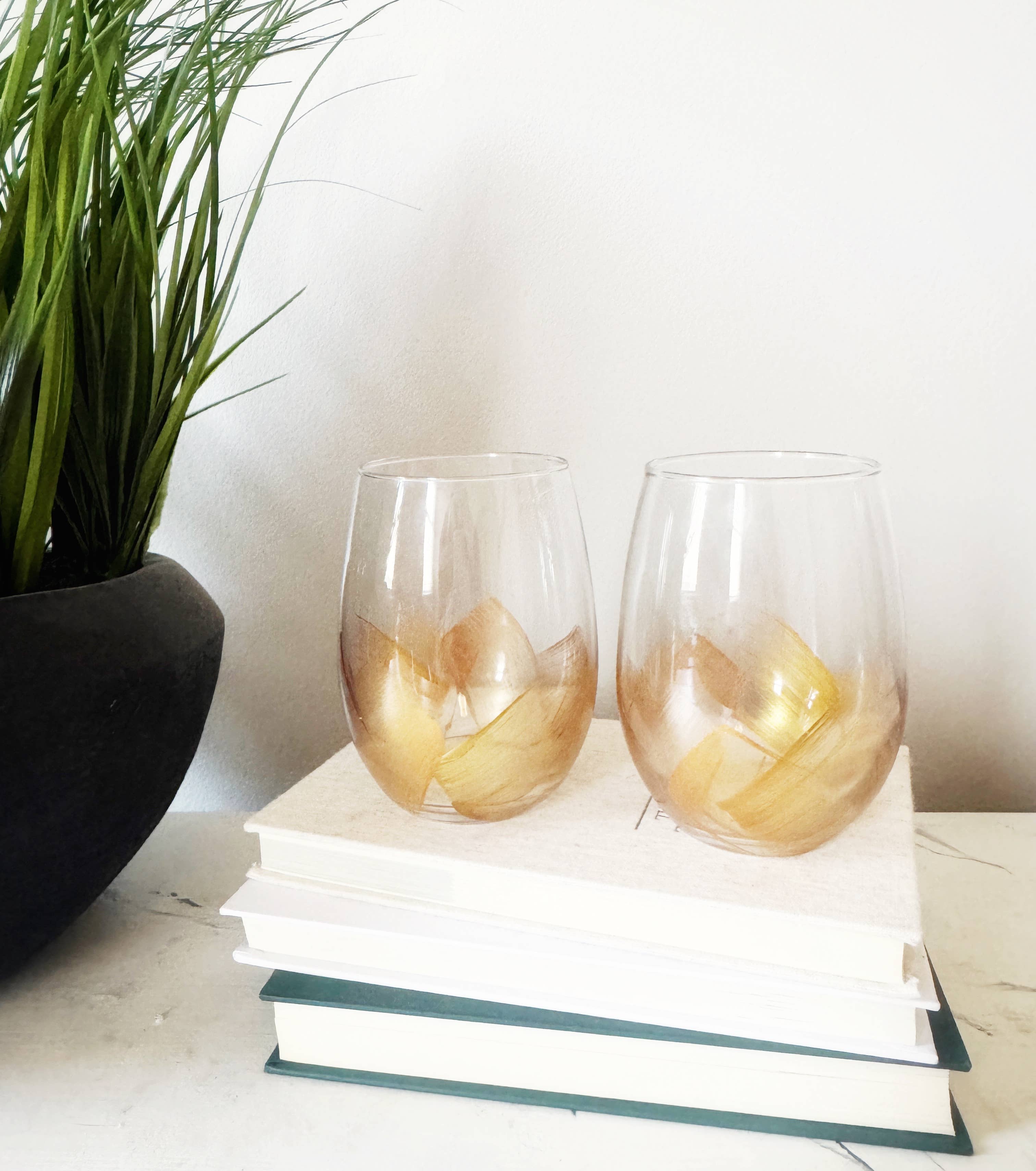 Heather Eck Artist LLC - Wholesale Wine Glass - Holiday Gold | Hand-Painted | Wine Glasses | Stem | Stemless1
