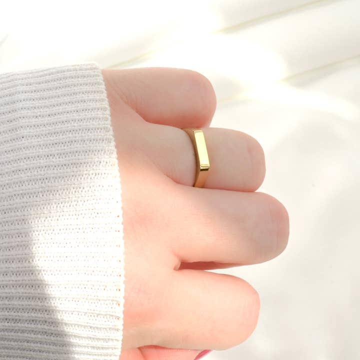 Blueyejewelry – Anel de sinete por atacado – Anel Slim Signet - Anel Impermeável 18k Retângulo Dourado1