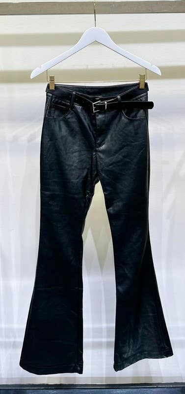 VENTI6 – Engroshandel Bukser - Dame – BELL BOTTOM FLARE PU BUKSER MED BÆLTE (92001-PU)0