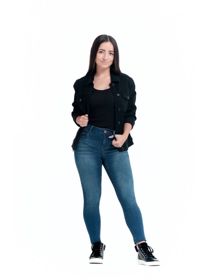 1822 Denim - Wholesale Jeans - Women's - PETITE 26" BUTTER MID-RISE SKINNY JEAN IN ZIGGYÂ