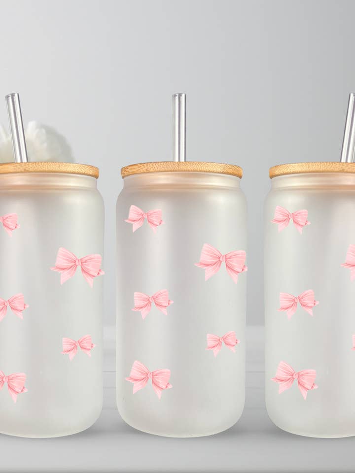 Verre à nœuds roses pour la vente par The Inspiration Haven