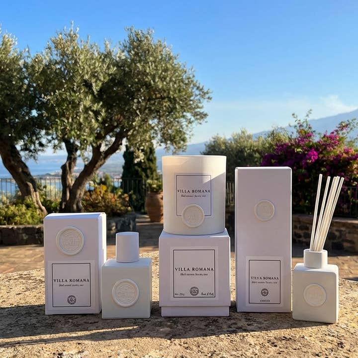 Villa Romana - Home Fragrance (black currant, berries, rose) for wholesale by Scents of Sicily